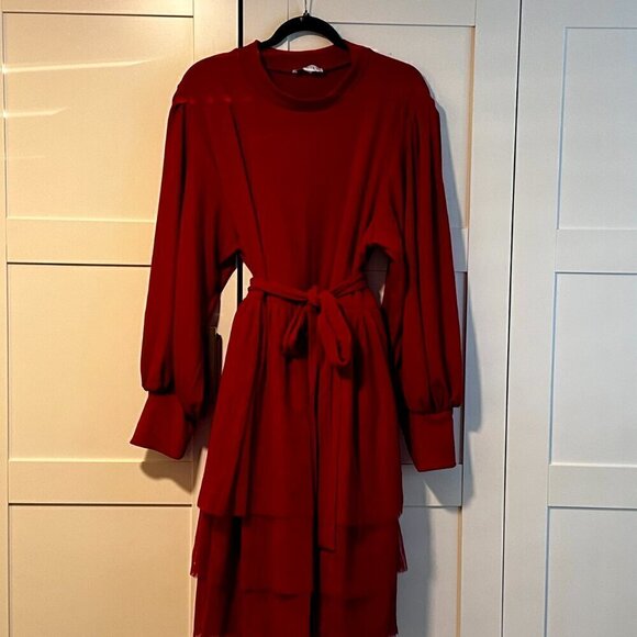 Ivy City Co Short Cosette Tiered Tulle Dress in Brilliant Red- Size 2X - Picture 2 of 4